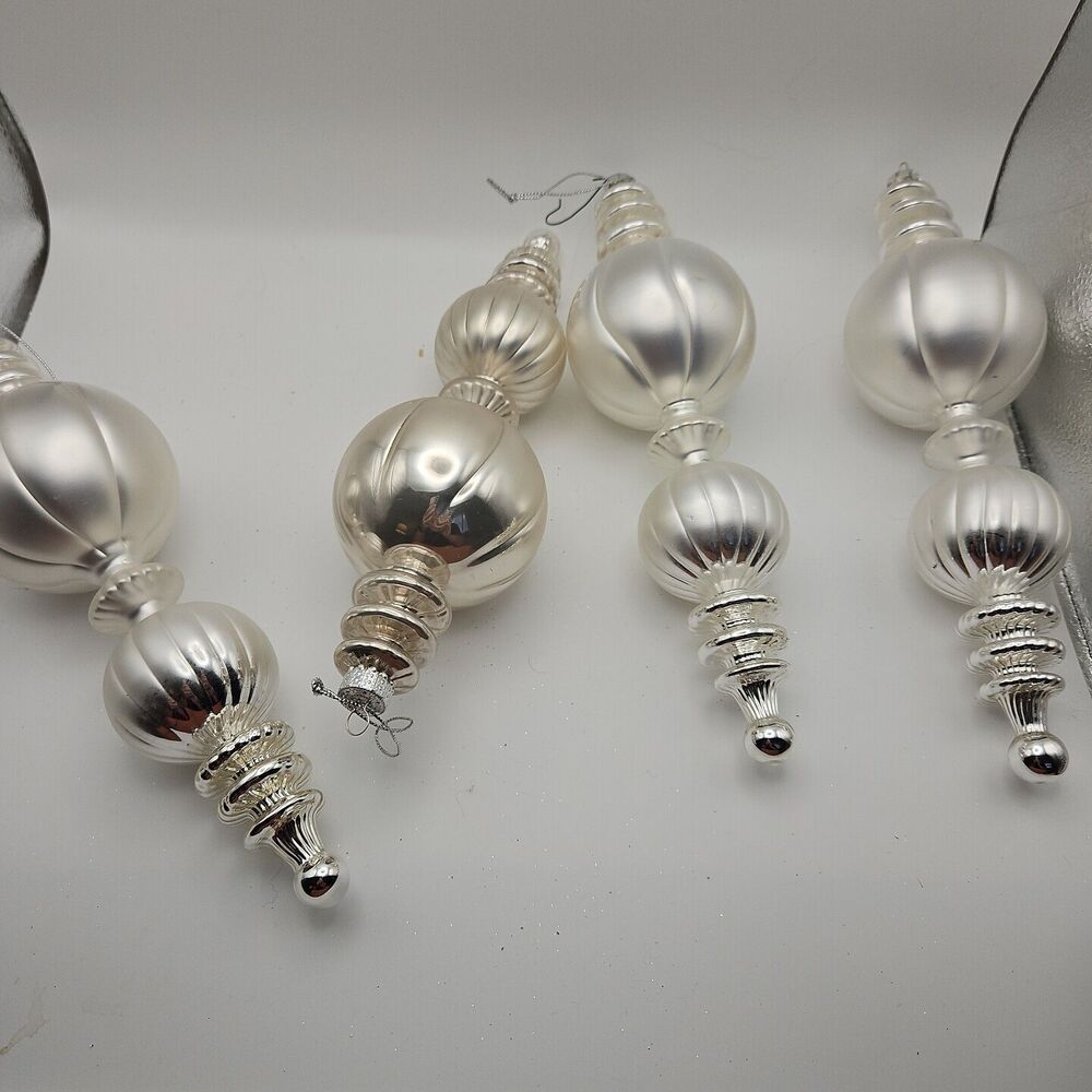 Large Finial Christmas Tree Ornaments Lot Of 4 White/Silver Ut